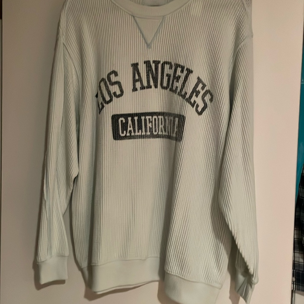 Los Angeles waffle long sleeve comfy top.